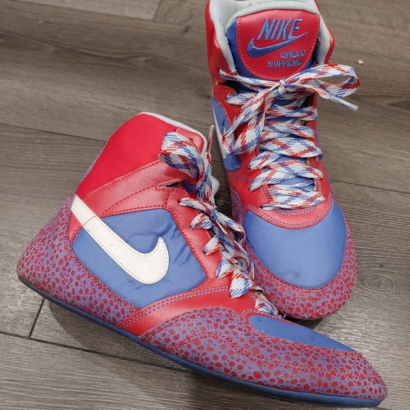 supreme wrestling shoes